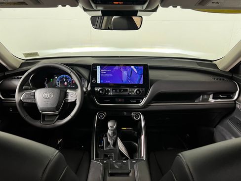 Certified 2026 Toyota Grand Highlander XLE image 25