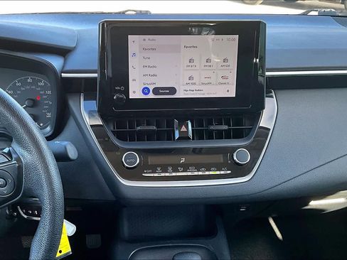 Used 2024 Toyota Corolla LE image 6