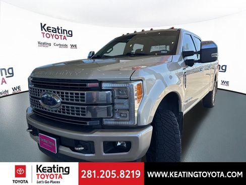 Used 2017 Ford F250 Platinum w/ Platinum Ultimate Package image 7
