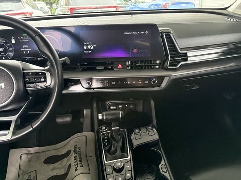 Certified 2025 Kia Sportage SX FWD image 15