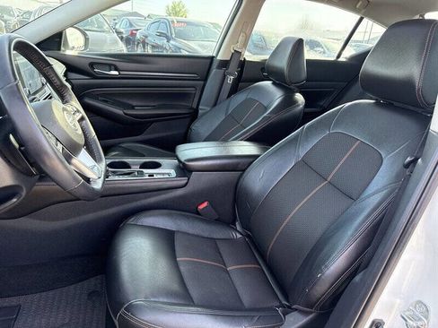 Used 2020 Nissan Altima 2.5 SR w/ Premium Package AWD/4WD image 14