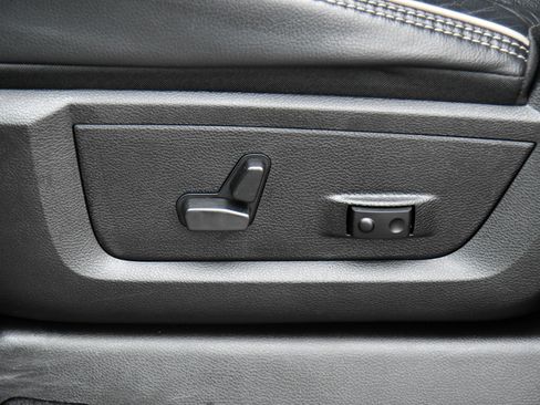 Used 2024 RAM 2500 Laramie image 19