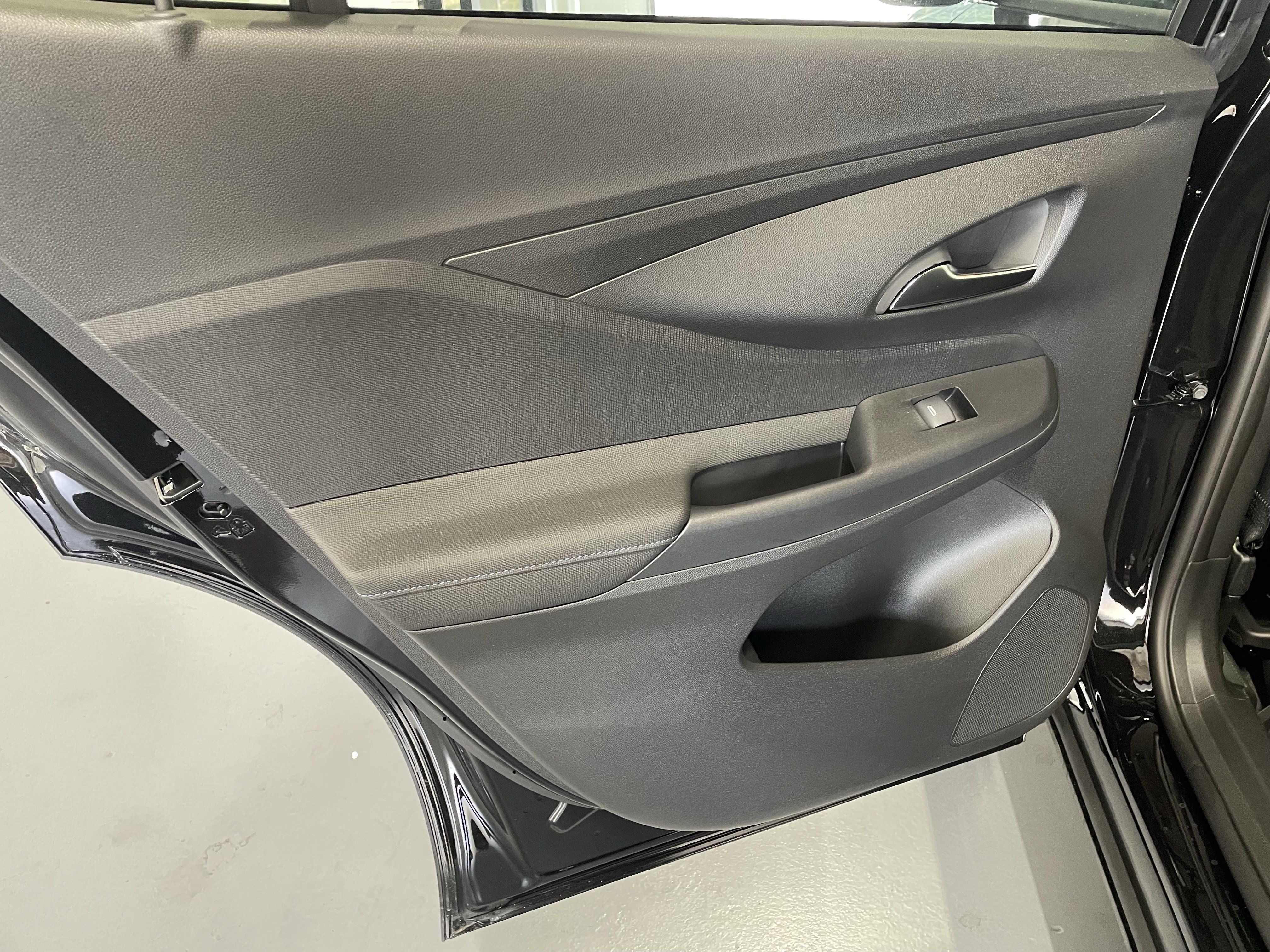 New 2026 Buick Envista Sport Touring w/ Convenience II Package FWD image 11