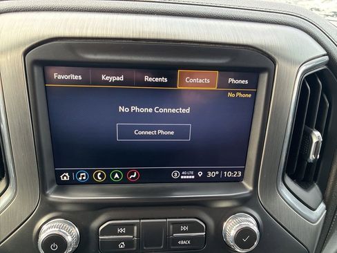 Used 2022 GMC Sierra 2500 Denali w/ Denali Black Diamond Edition image 11