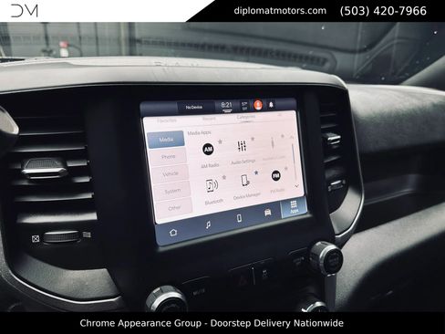 Used 2024 RAM 3500 Tradesman w/ Chrome Appearance Group AWD/4WD image 40