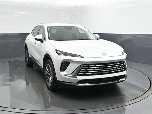 Used 2025 Buick Envision Preferred image 22