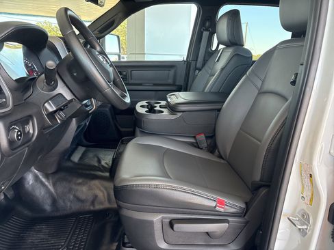 New 2026 RAM 2500 Tradesman w/ Chrome Appearance Group image 10