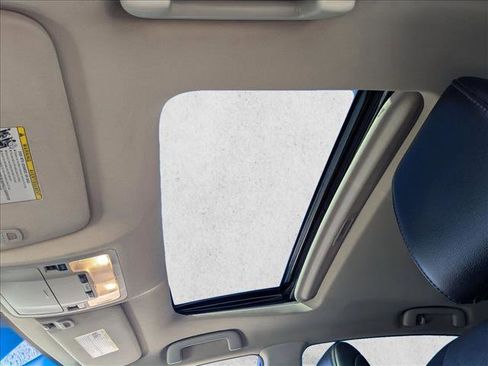 Used 2016 Toyota Avalon XLE Premium image 17