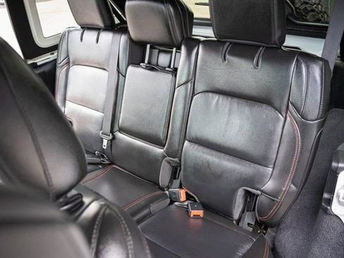 Used 2021 Jeep Wrangler Unlimited Rubicon image 27