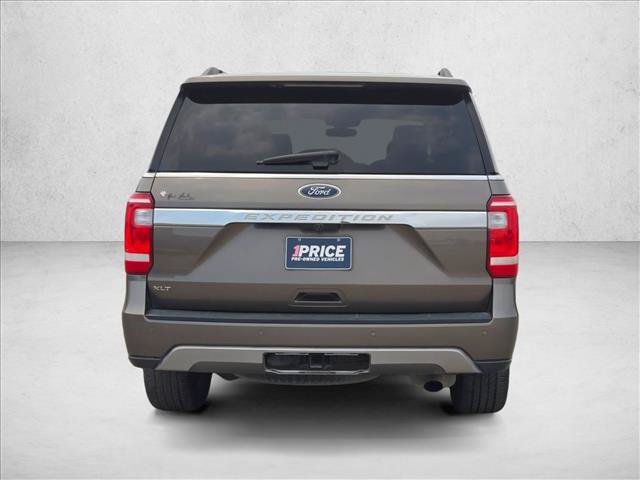 Used 2018 Ford Expedition XLT w/ Equipment Group 202A RWD image 7