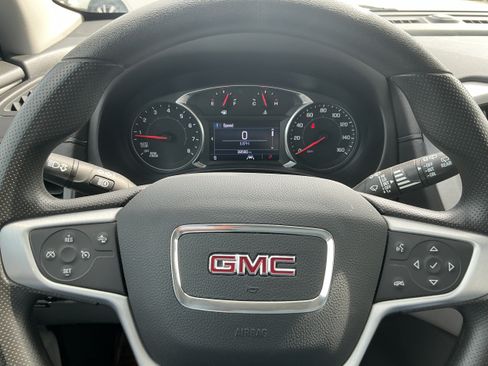 Used 2023 GMC Terrain SLE w/ Driver Convenience Package AWD/4WD image 6