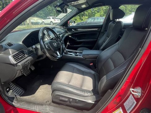 Used 2018 Honda Accord Sport image 9