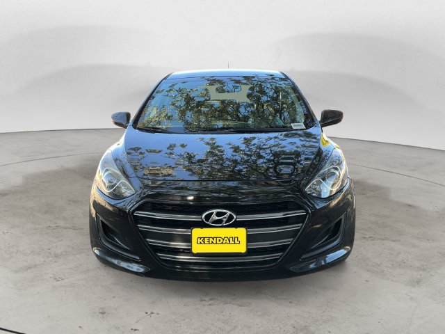 Used 2016 Hyundai Elantra GT FWD image 2