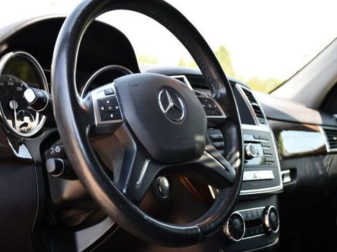 Used 2015 Mercedes-Benz ML 350 4MATIC image 10