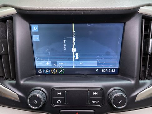 Used 2020 GMC Terrain Denali w/ Denali Premium Package AWD/4WD image 18