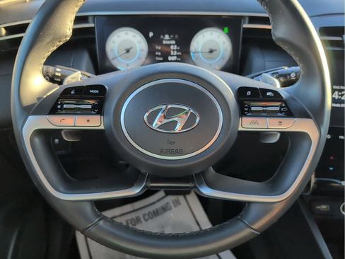 Used 2023 Hyundai Santa Cruz SEL Premium image 9