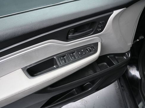 Used 2018 Honda Odyssey EX-L image 20
