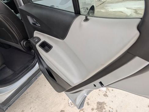 Used 2019 Chevrolet Equinox Premier image 30