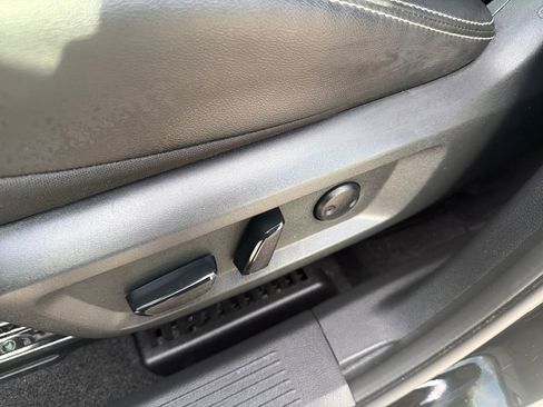 Certified 2023 Nissan Rogue SL image 17