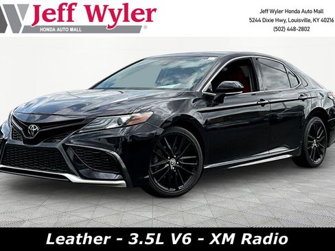 Used 2024 Toyota Camry XSE FWD image 1