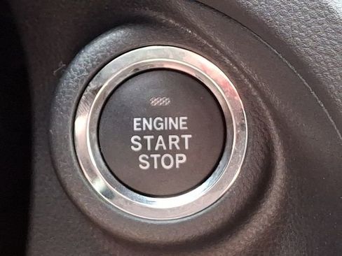 Certified 2023 Subaru Forester Touring AWD/4WD image 26