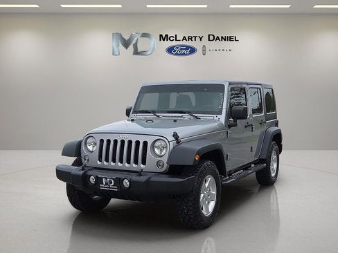 Used 2015 Jeep Wrangler Unlimited Sport w/ Quick Order Package 24S AWD/4WD image 2