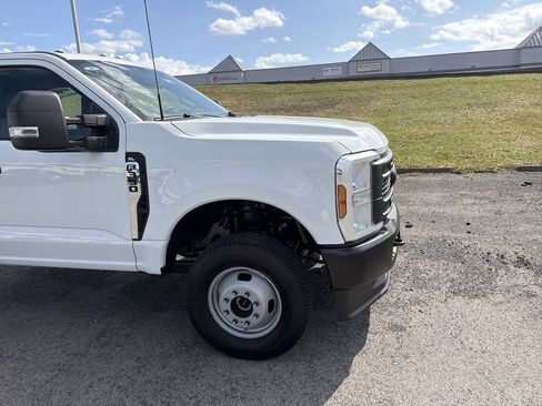 New 2026 Ford F350 XL w/ Snow Plow Prep Package AWD/4WD image 4