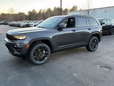 New 2025 Jeep Grand Cherokee Limited image 4