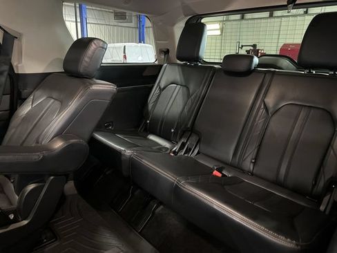 Used 2020 Ford Expedition Platinum AWD/4WD image 31