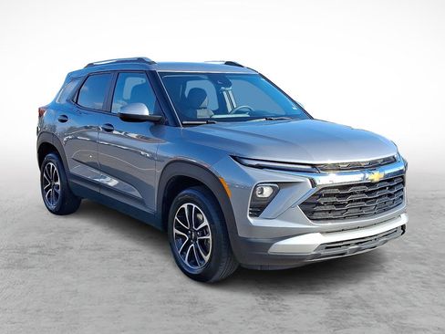 Used 2025 Chevrolet TrailBlazer LT image 7