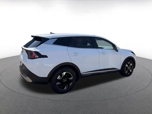 Used 2026 Kia Sportage LX FWD image 15