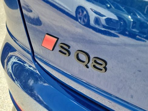 New 2026 Audi SQ8 Premium Plus AWD/4WD image 5