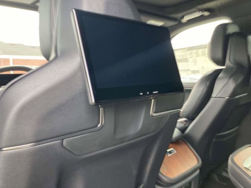 New 2025 Lincoln Navigator L Black Label AWD/4WD image 23