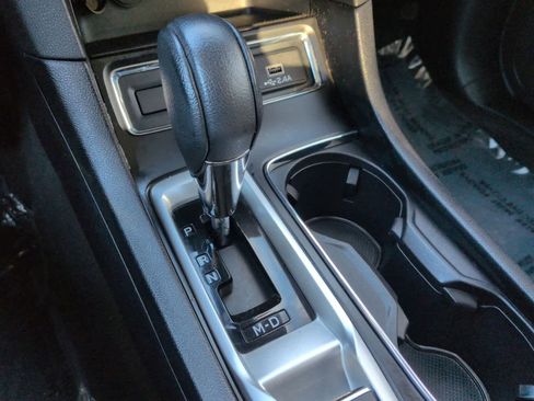 Used 2023 Subaru Ascent Limited image 32