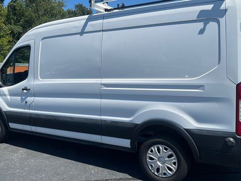 Used 2023 Ford Transit 250 Medium Roof w/ Load Area Protection Package RWD image 8