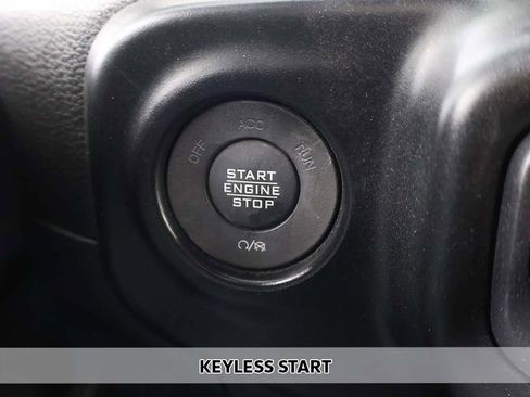 Used 2022 Jeep Wrangler Unlimited Sport image 4