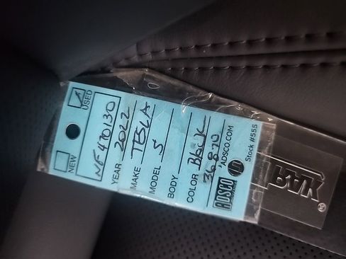 Used 2022 Tesla Model S image 28