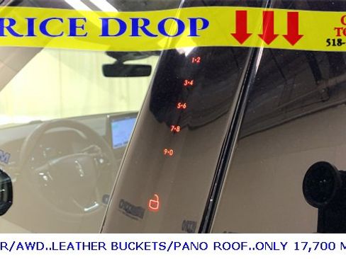 Used 2023 Lincoln Aviator AWD w/ Premium Package image 29