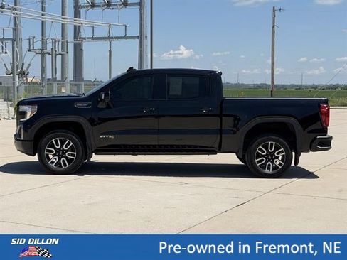 Certified 2021 GMC Sierra 1500 AT4 w/ AT4 Premium Package AWD/4WD image 8