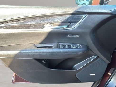 Used 2022 Cadillac XT5 Premium Luxury image 17