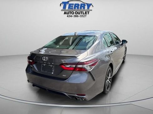 Used 2024 Toyota Camry SE FWD image 6