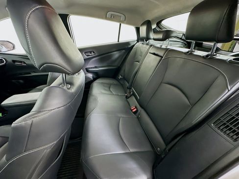 Used 2021 Toyota Prius Prime XLE image 26