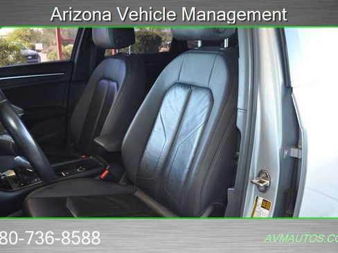 Used 2020 Audi Q3 2.0T Premium AWD/4WD image 17