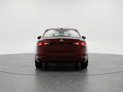 Used 2025 Nissan Sentra SV image 7