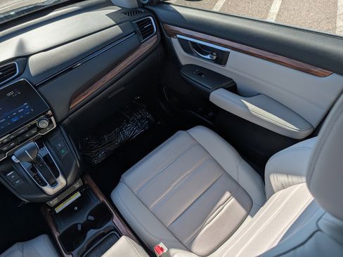 Used 2022 Honda CR-V Touring image 11