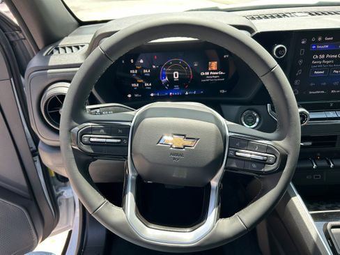 New 2025 Chevrolet Colorado W/T w/ WT Custom Package image 13