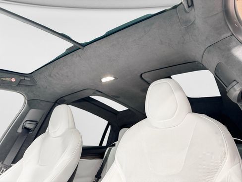 Used 2022 Tesla Model X AWD/4WD image 23
