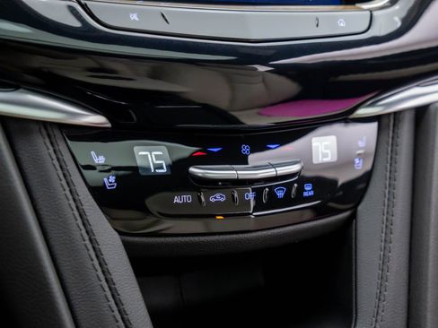 Certified 2024 Cadillac XT6 Sport w/ Technology Package image 30