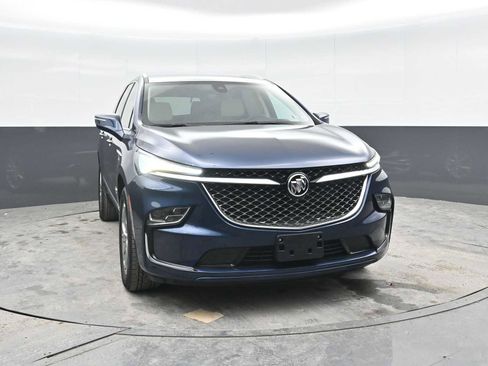 Used 2023 Buick Enclave Avenir w/ Avenir Technology Package FWD image 6