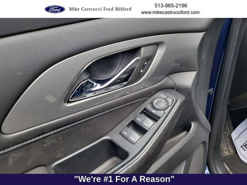 Used 2023 Chevrolet Traverse LT AWD/4WD image 23